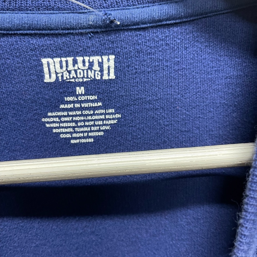 Duluth Trading Co Classic Blue Cotton Top with Pockets - Picture 2 of 4